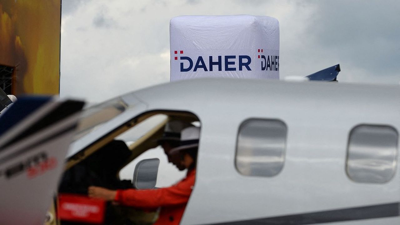 Le groupe familial Daher est à la fois fabricant de petits avions, fournisseurs d'aérostructures et de services industriels pour le compte d'Airbus et logisticiens.