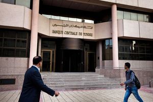 L'indépendance de la Banque centrale tunisienne est ébranlée par cette nouvelle loi, ce qui pourrait alimenter la défiance des investisseurs.