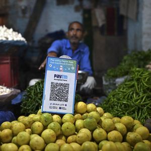 En Inde, l'application Paytm s'est imposée comme l'une des solutions les plus populaires pour faire des paiements instantanés. Elle avait commencé à se diversifier dans les services bancaires en espérant atteindre la rentabilité.