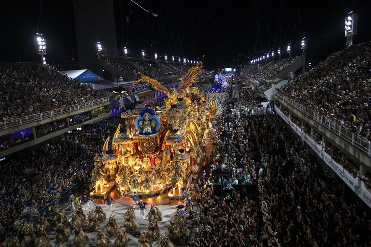 Le carnaval carioca est l'occasion de célébrer l'histoire de la samba et ses grands créateurs