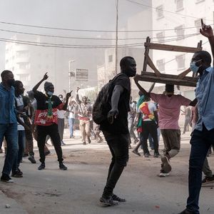 Des manifestants vendredi dernier à Dakar. Les troubles ont déjà fait trois morts dans le pays.