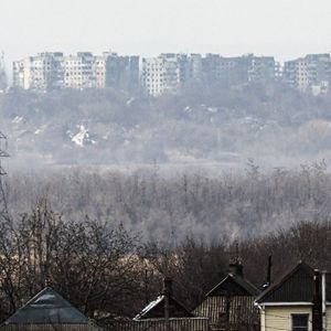 Avdiïvka, 17 février. La ville était tombée en 2014 aux mains de groupes séparatistes soutenus par la Russie, avant d'être reprise en juillet de la même année par l'armée ukrainienne, qui a dû l'évacuer samedi.