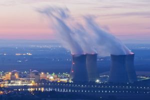 EDF doit engager la construction de six nouveaux réacteurs en France.