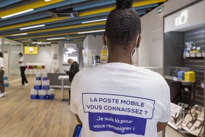 Avec plus de 2 millions de clients, La Poste Mobile était le 5e opérateur de France depuis le rachat d'EIT par Bouygues Telecom en 2020.