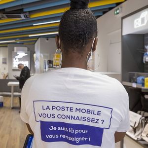 Avec plus de 2 millions de clients, La Poste Mobile était le 5e opérateur de France depuis le rachat d'EIT par Bouygues Telecom en 2020.