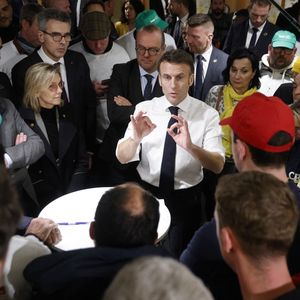 Emmanuel Macron a finalement tenu un débat avec les représentants des syndicats.