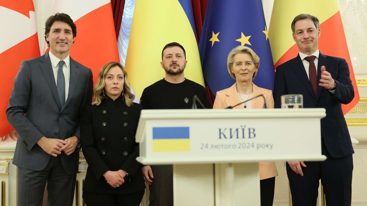 Volodymyr Zelensky a reçu les dirigeants canadien, italien et belge ainsi que la présidente de la Commission européenne à Kiev, samedi 24 février.