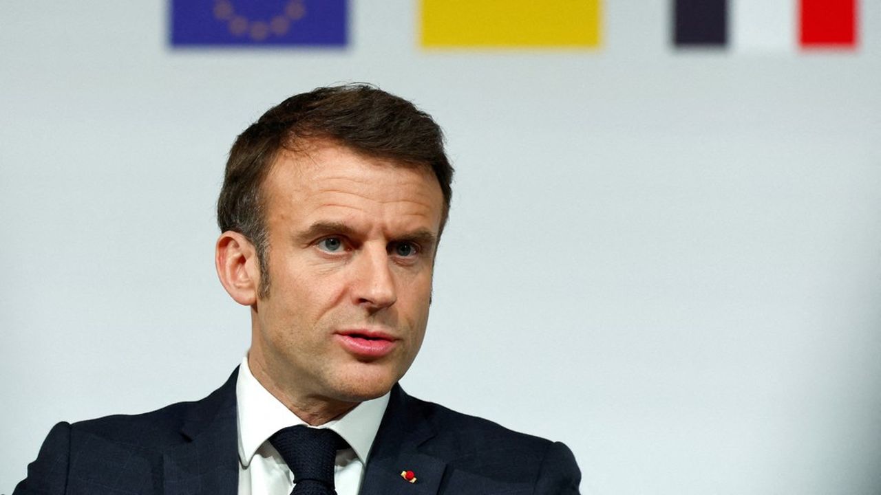Troupes alliées en Ukraine : les déclarations d'Emmanuel Macron suscitent l'ire des oppositions