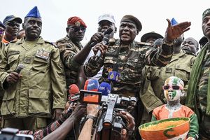 Les dirigeants de la junte qui a pris le pouvoir au Niger en juillet dernier ont rompu ensuite avec la France.