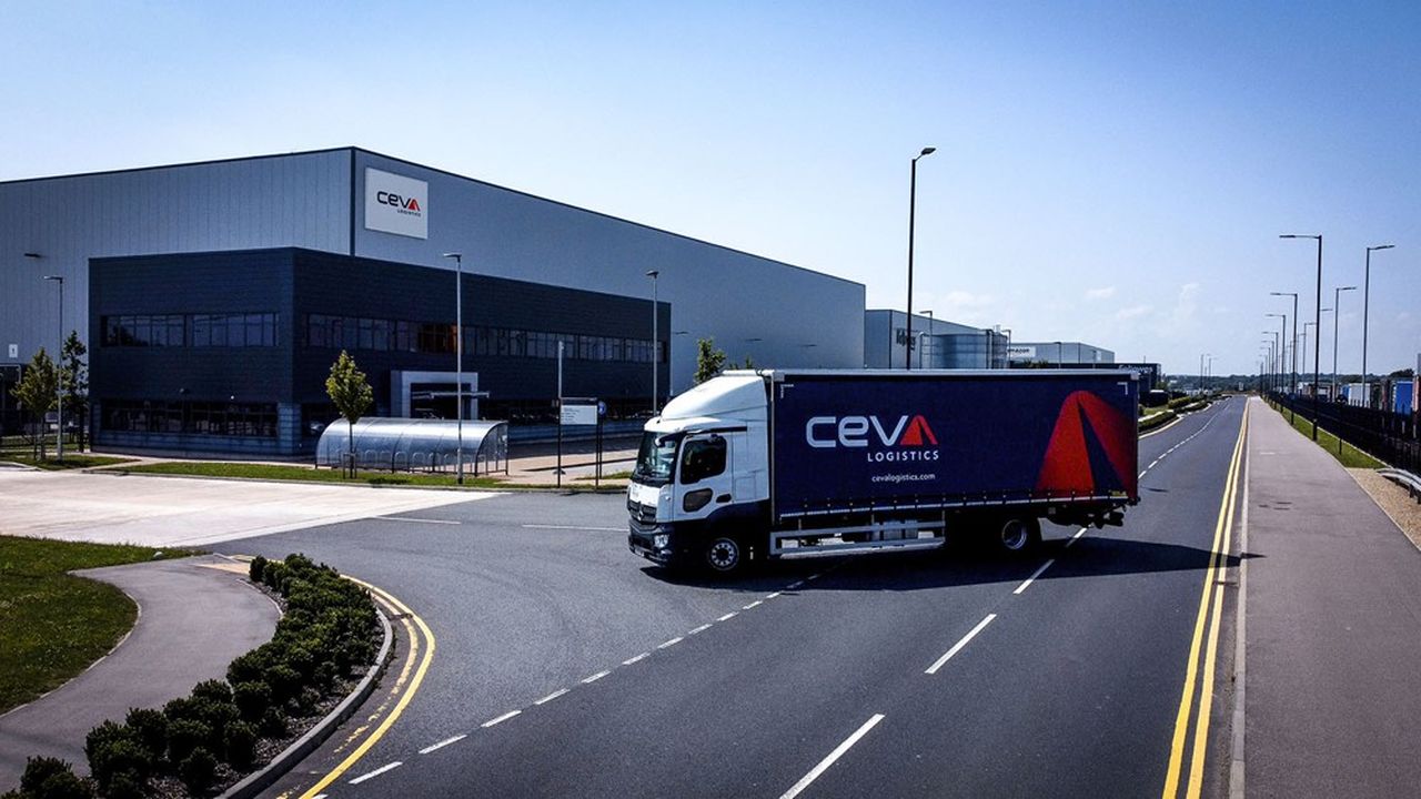 Racheté en 2019 par CMA CGM, Ceva Logistics a réalisé un chiffre d'affaires de 15,2 milliards de dollars l'an dernier, qui va bientôt s'élargir avec celui de Bolloré Logistics.