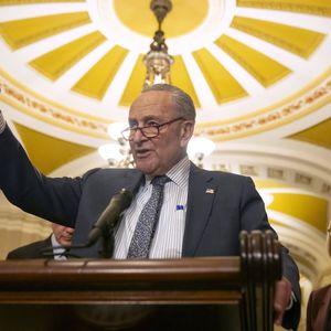 « Le temps presse désormais, car le financement du gouvernement expire vendredi », a prévenu le chef des démocrates au Sénat, Chuck Schumer.