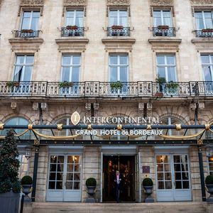 Le Grand Hôtel de Bordeaux.