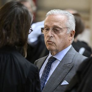 Guy Wildenstein en octobre 2023 à la cour d'appel de Paris. . (Photo by JULIEN DE ROSA/AFP)