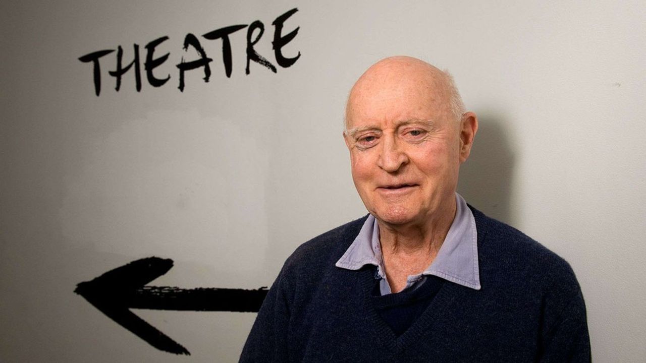 Edward Bond photographié au Lyric Hammersmith Theater, à Londres en 2012.