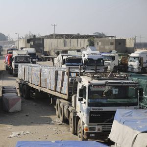 Pour l'ONU, la route est le seul moyen de transporter de la nourriture en quantité suffisante pour éviter la famine qui menace Gaza (Photo de décembre 2023).