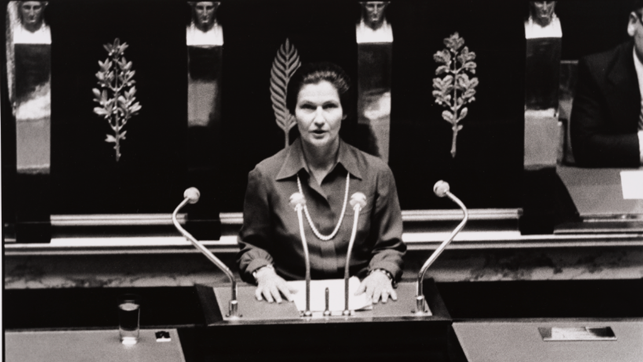 Il y a 50 ans, le discours de Simone Veil à la tribune de l’Assemblée