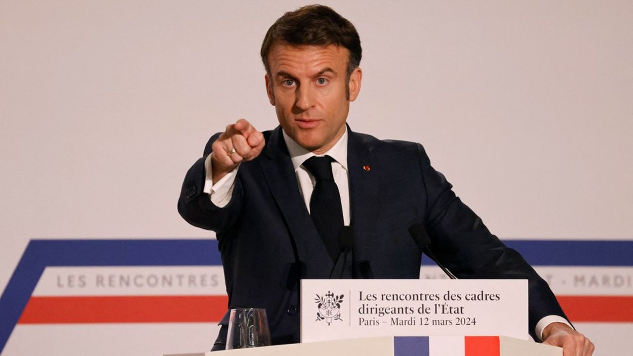 Emmanuel Macron veut une nouvelle étape de déconcentration et de simplification pour les services de l'Etat.