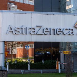 Le groupe pharmaceutique suédo-britannique AstraZeneca veut reprendre Amolyt Pharma, une biotech qui a vu le jour à Lyon en 2015.