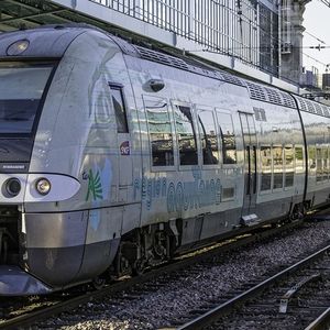 Gare SNCF de Bordeaux Saint-Jean. Pour l'instant, quelque 13 projets hors Ile-de-France peuvent prétendre au futur label de SERM, mais la liste n'est pas close.