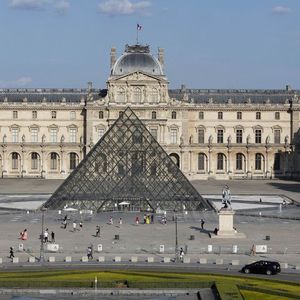 Un neuvième département ouvrira en 2027 au Louvre qui rassemblera plus de 20.000 oeuvres aujourd'hui dispersées dans le musée.