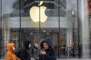 Un Apple Store à Pékin, début février. En dépit de ventes en recul, la firme à la pomme mise plus que jamais sur le marché chinois.