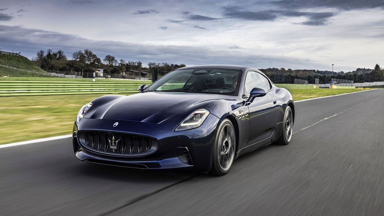 Maserati lancera, au printemps prochain, la commercialisation de son premier modèle 100 % électrique : son nouveau coupé sport 4 places GranTurismo Folgore.