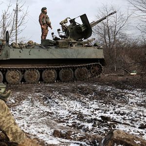 Des soldats ukrainiens dans la région de Donetsk, le 20 février 2024.
