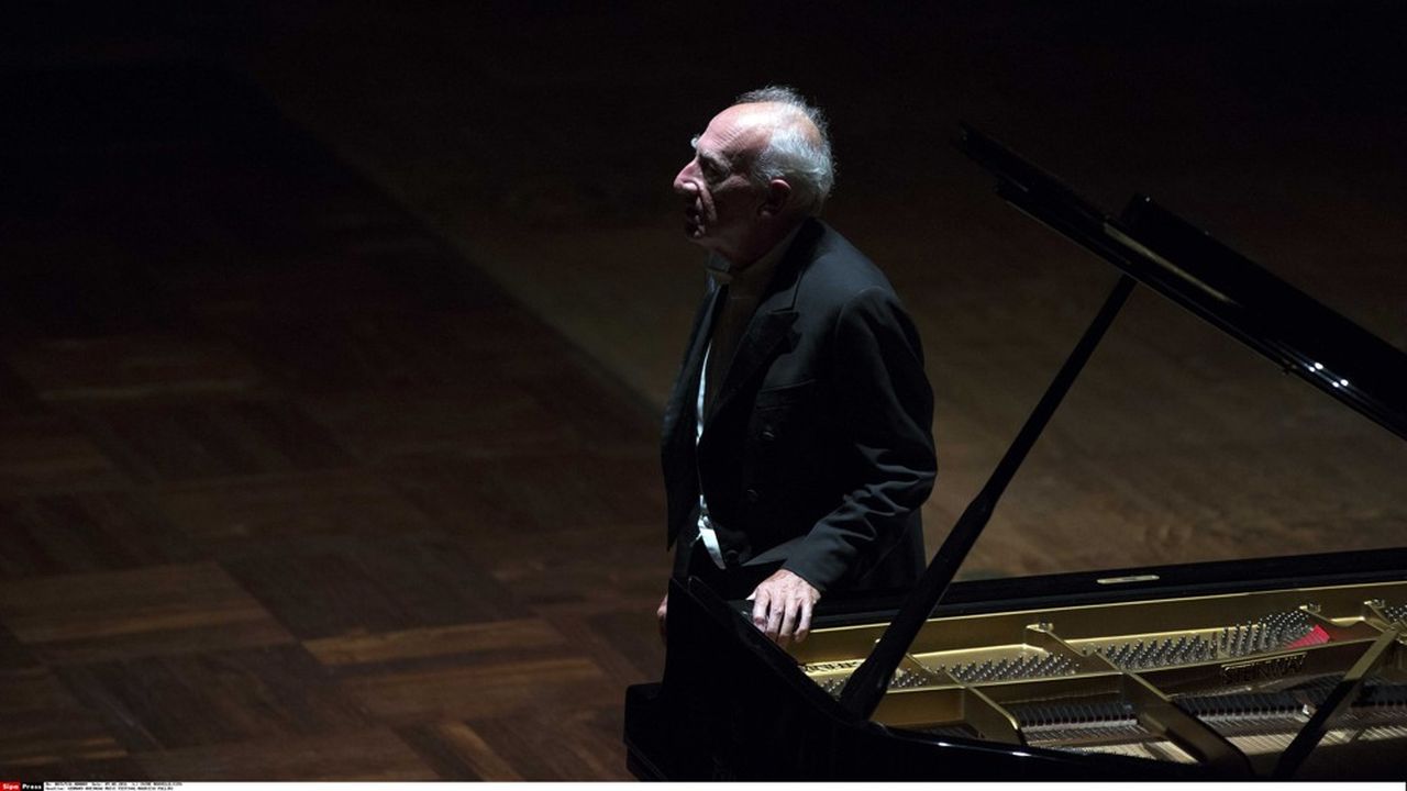 Le pianiste italien de légende Maurizio Pollini au Rheingau Festival à Wiesbaden, en Allemagne, le 9 août 2016.