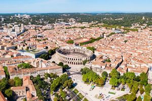 A Nîmes, dans le département du Gard, le pouvoir d'achat immobilier des ménages a crû de 9 m² en six mois selon une étude du coutier Pretto.