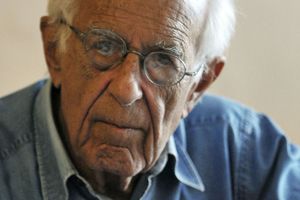 Claude Alphandéry, résistant de la première heure et grand monsieur de l'économie sociale et solidaire, est décédé « paisiblement » à l'âge de 101 ans.