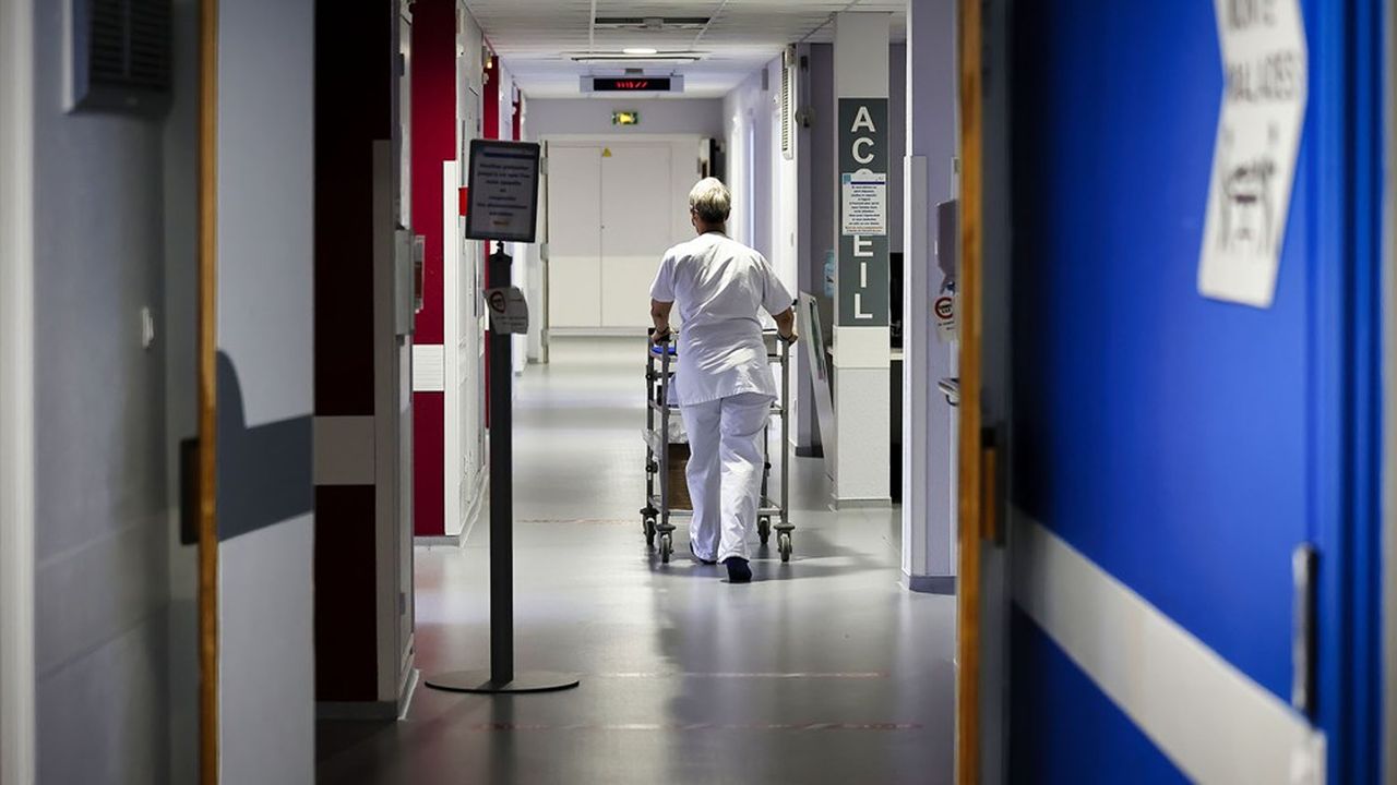 Les hôpitaux publics devraient terminer l'année avec un déficit de plus de 1,5 milliard d'euros.
