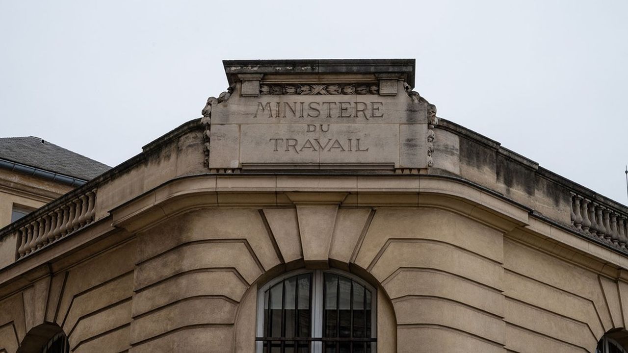 Le ministère du Travail, rue de Grenelle à Paris, où se tiendra la première réunion du Haut Conseil des rémunérations.