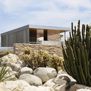 La Kaufmann Desert House, créée en 1946 par l'architecte austro-californien Richard Neutra.