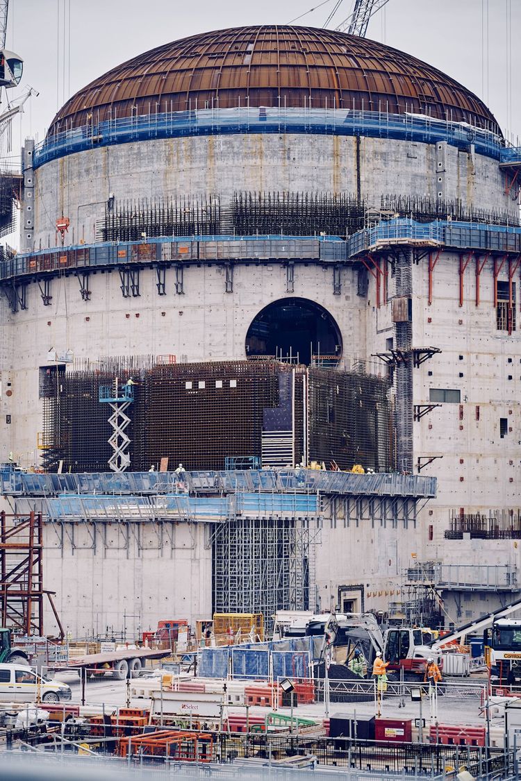  Le dôme du bâtiment réacteur numéro un