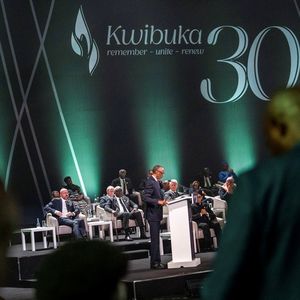 La communauté internationale « nous a tous laissé tomber » durant le génocide des Tutsis, a déclaré le président rwandais, Paul Kagame, à l'occasion du 30e anniversaire des massacres commis par les extrémistes hutus.