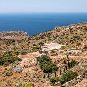 Sur l'île d'Andros, cette maison est proposée pour 350000 euros.