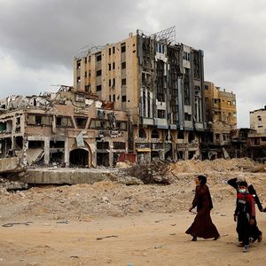 Des bâtiments détruits à Khan Youn�ès, dans le sud de la bande de Gaza. La ville a été le théâtre de combats intensifs pendant quatre mois.