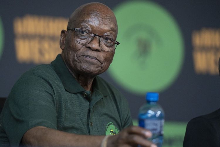 L'ex-président Jacob Zuma sera candidat aux élections législatives prévues fin mai en Afrique du Sud, la justice ayant annulé une récente décision de la commission électorale prononçant son exclusion du scrutin.