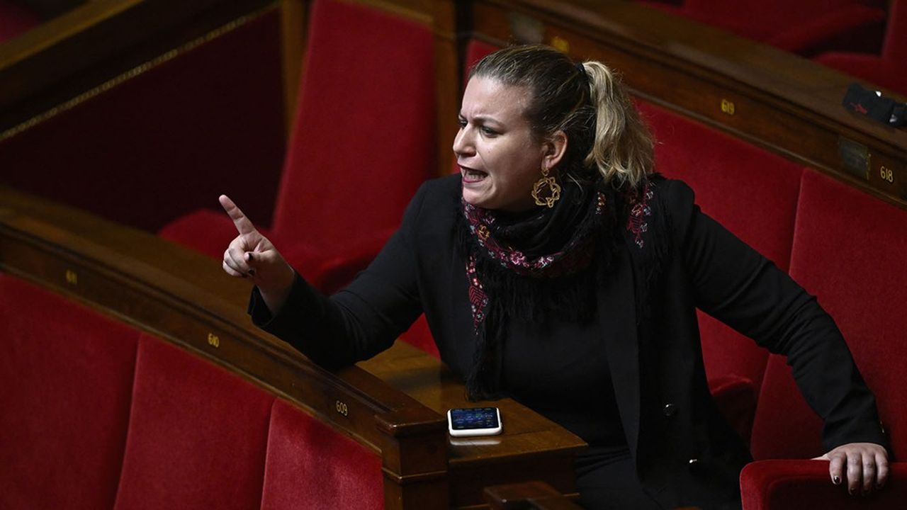 La présidente du groupe LFI à l'Assemblée nationale, Mathilde Panot, menace le gouvernement d'une motion de censure en l'absence de budget rectificatif.