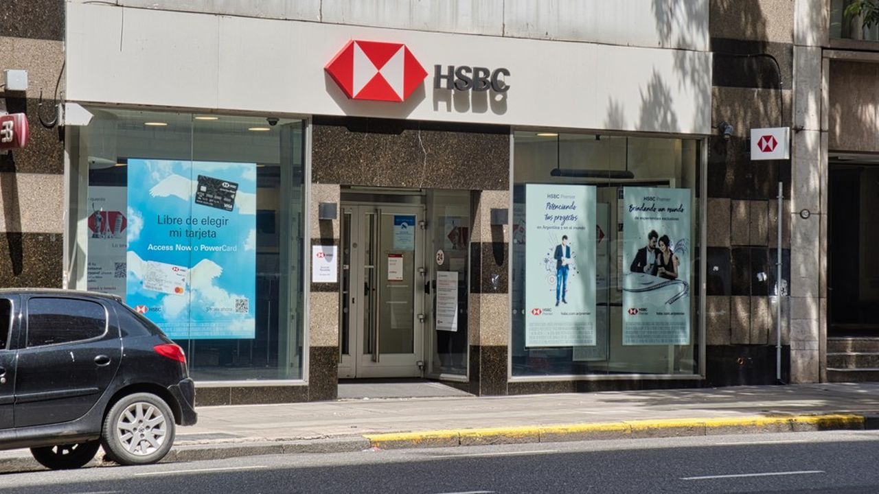 HSBC Argentine comprend un réseau de plus de 100 agences, exploité par environ 3.100 employés.