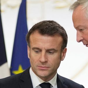 Emmanuel Macron et Bruno Le Maire ont revu en baisse tous les objectifs budgétaires du quinquennat.