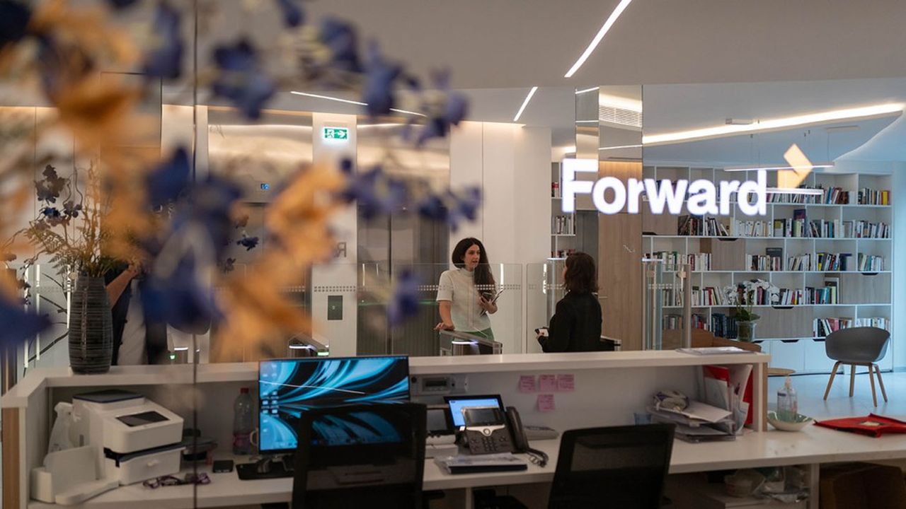 Aujourd'hui, Forward emploie 430 salariés et compte près de 1.200 clients dans le monde. 