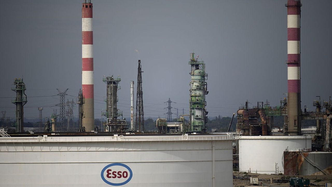 La raffinerie de Fos-sur-Mer devrait être rachetée par un consortium emmené par Entara et Trafigura.