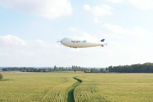 Le dirigeable de la start-up française HyLight est capable de voler pendant 10 heures d'affilée et de parcourir 350 kilomètres.