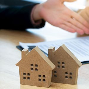 Déterminante en cas de défaut de remboursement, la garantie du prêt immobilier est confondue à tort avec l'assurance-emprunteur.