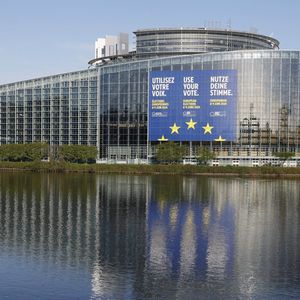 Le Parlement européen à Strasbourg. 71 % des Européens interrogés disent qu'ils iront « probablement » voter, contre 61 % à la veille de l'élection précédente il y a cinq ans.