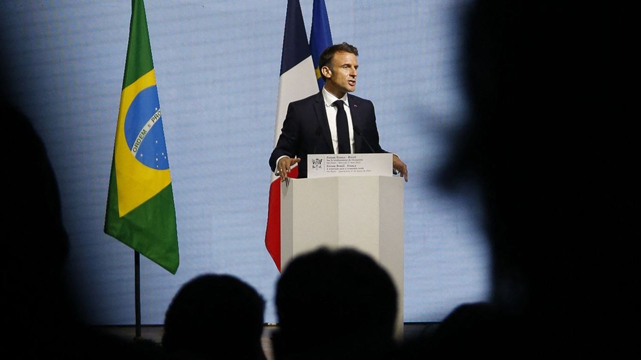 Emmanuel Macron lors de sa tournée au Brésil, à Sao Paulo, le 27 mars 2024.