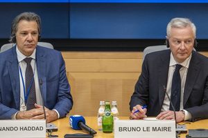 Le ministre des finances brésilien, Fernando Haddad, et son homologue français, Bruno Le Maire défendent au niveau mondial une meilleure taxation des plus fortunés.