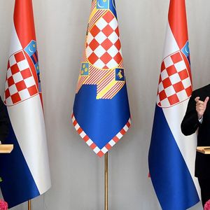 Les législatives ont tourné au duel entre le président social-démocrate Zoran Milanovic (à gauche) et le Premier ministre conservateur Andrej Plenkovic, au pouvoir depuis 2016.