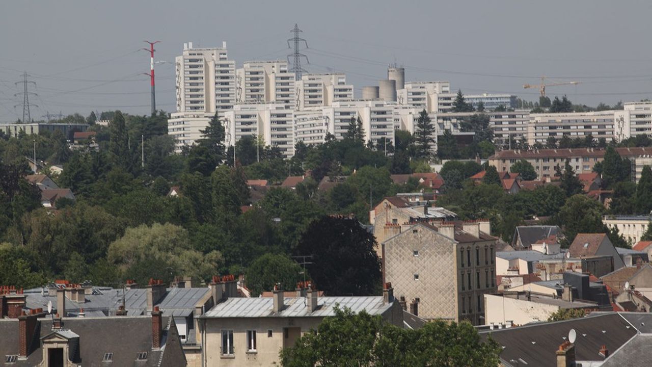 Dans le quartier des Hauts de Marcouville à Pontoise dans le Val-d'Oise, la rénovation urbaine bute sur l'avenir du grand parking souterrain.